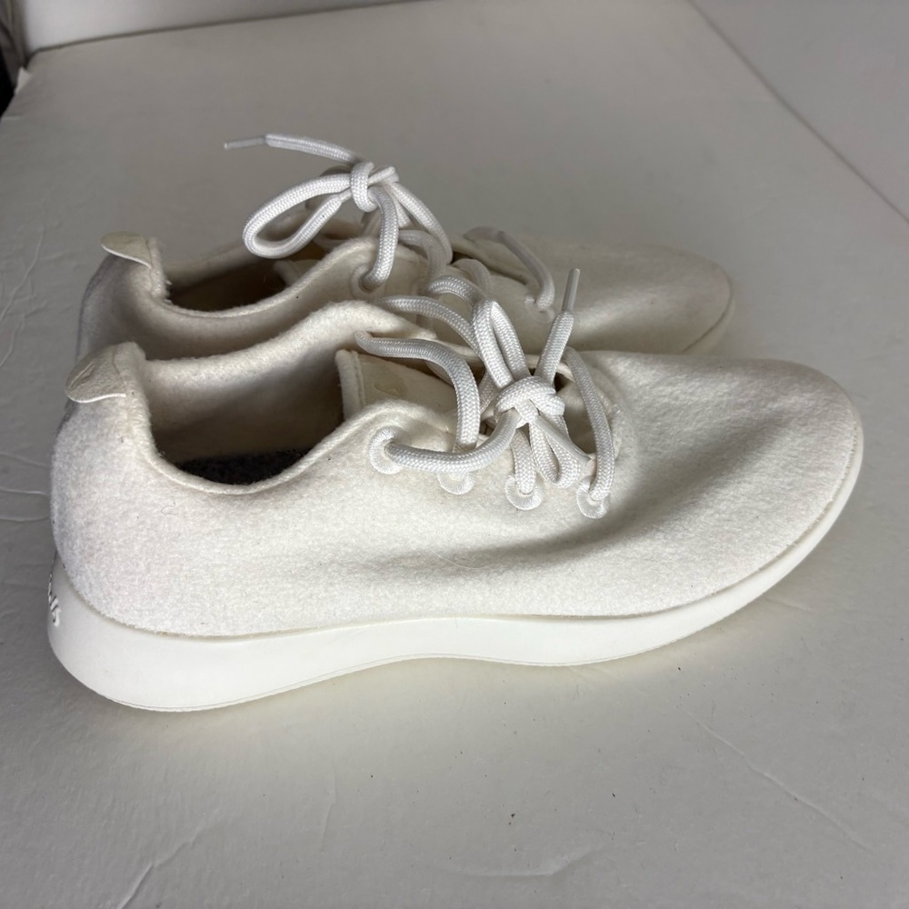 Allbirds White Wool Runners size 9 - Picture 2 of 5